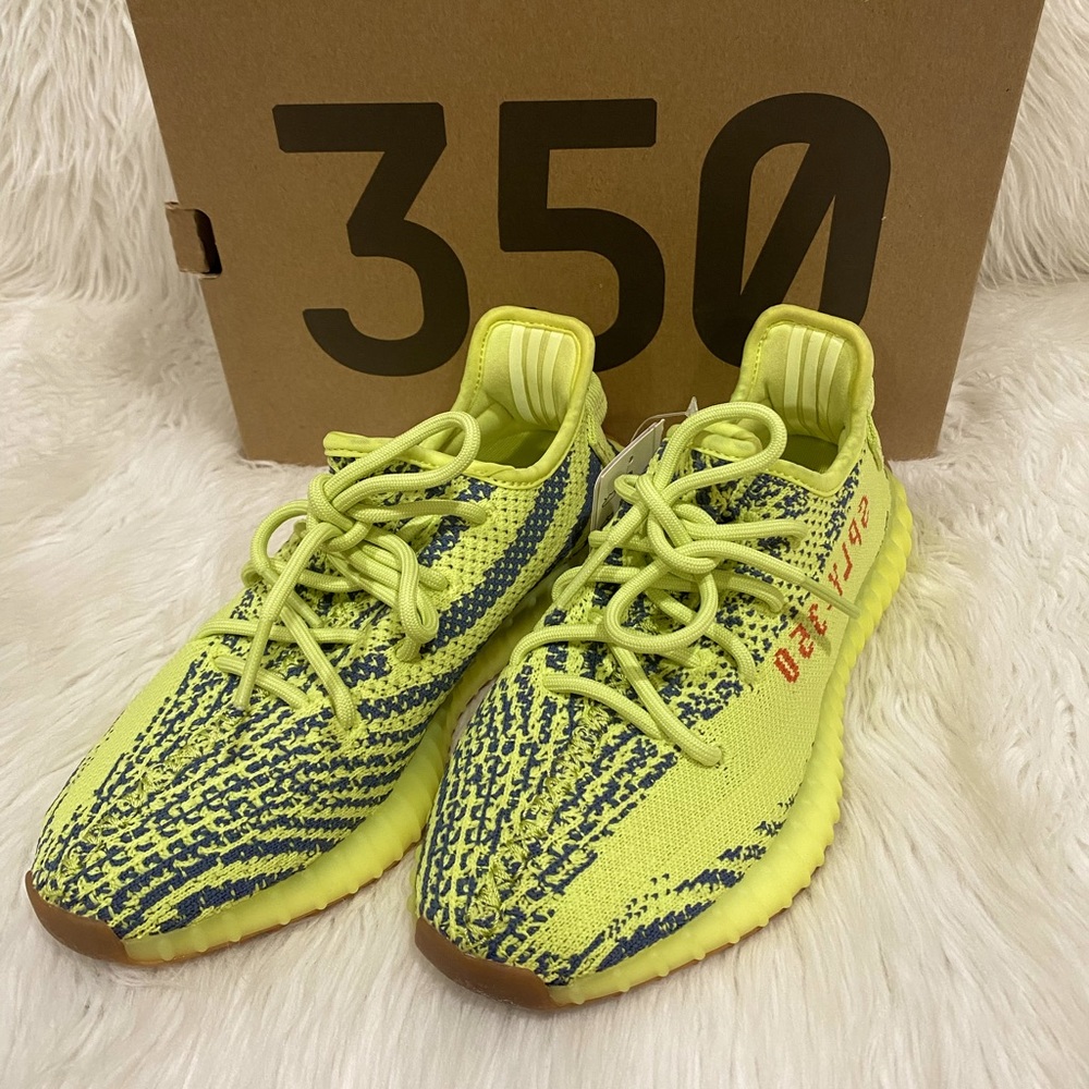 Yeezy Boost 350 V2